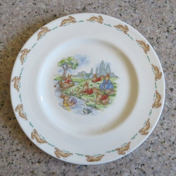 Royal Doulton BUNNYKINS Albion Salad/Child's Plate 8" (K662) - Picture 1 of 5